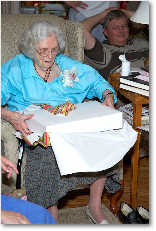 Ruth&Gifts_July2008_E0K9224 copy