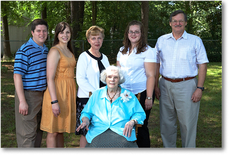 FamilyPortraits_July2008_E0K9165 copy