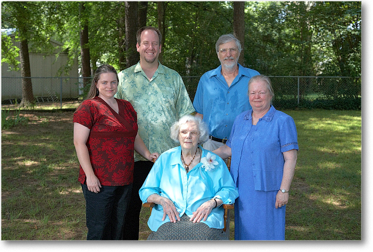 FamilyPortraits_July2008_E0K9166 copy