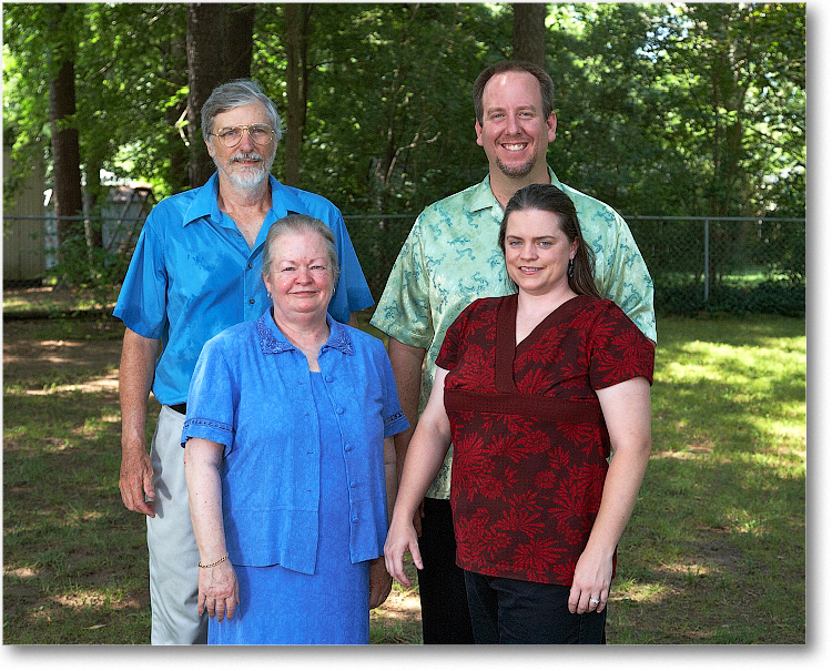 FamilyPortraits_July2008_E0K9195 copy