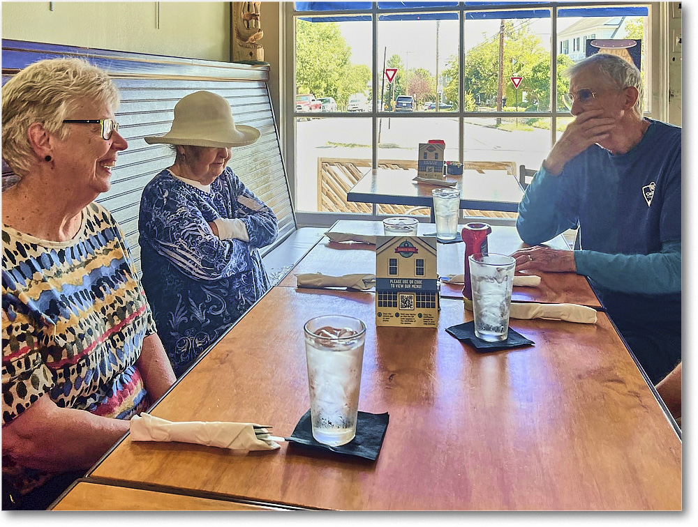 SylviaSusanMichael_SunkenWell_2023Aug_IMG_2333 copy