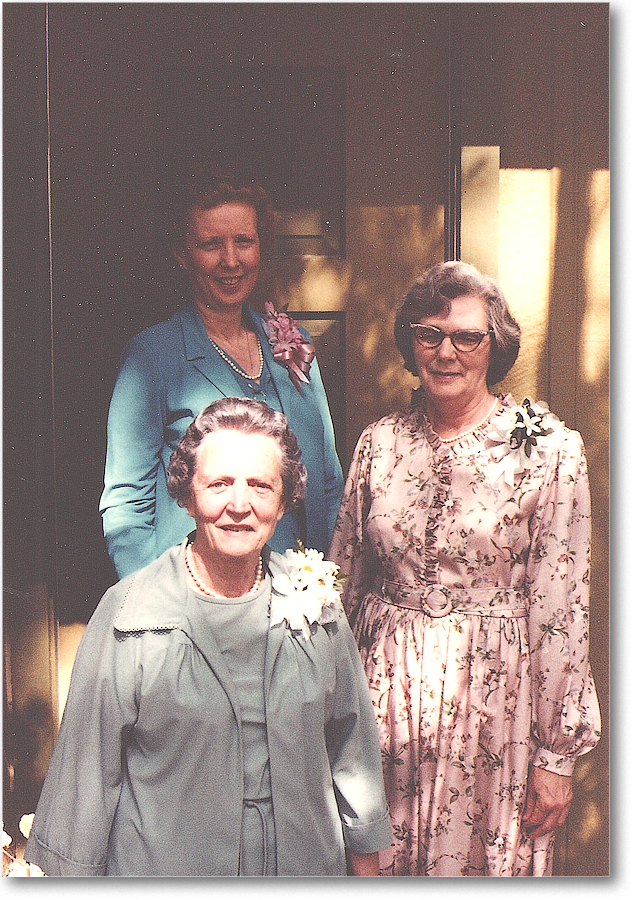 1979-05 Moms n Henderson,TN Woodland Dr. copy