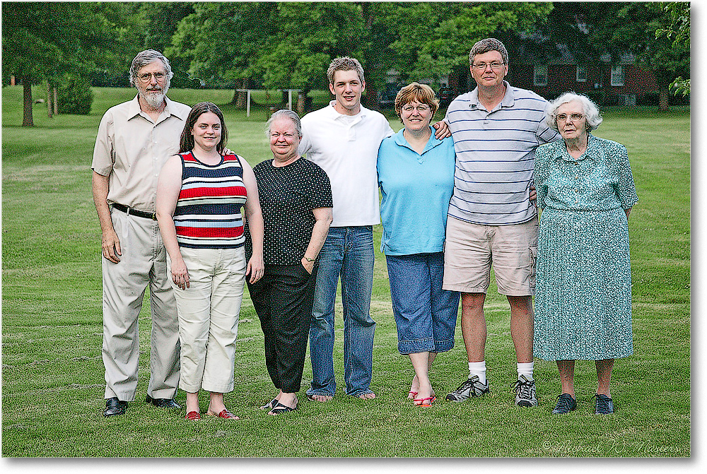 2007 Andrew & Family 1FFT5311 copy