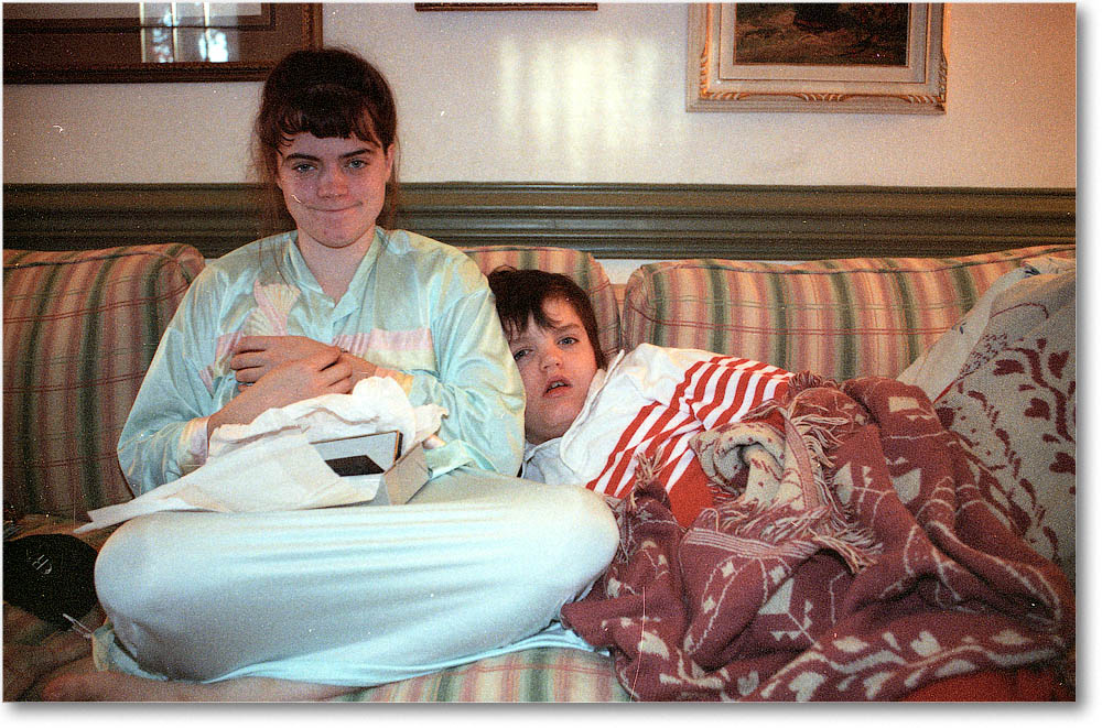 Rebecca&David_Sofa_09_Christmas1009 copy