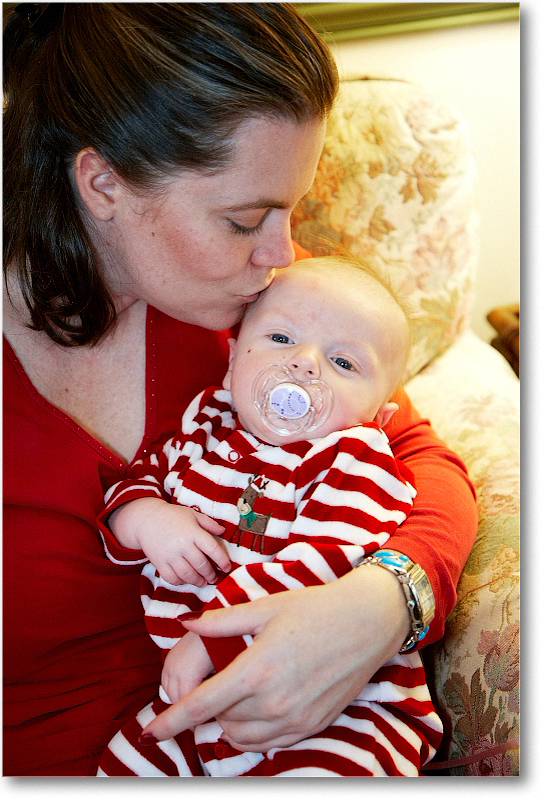 Becca&MichaelW_2010Christmas_S3A4446 copy