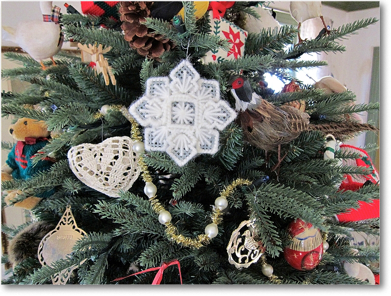 ChristmasTree_2010ChristmasIMG_0837 copy