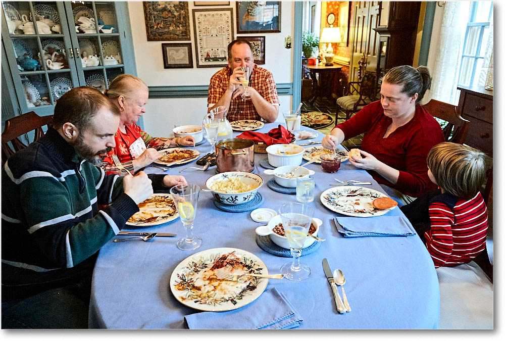 Family_Christmas_2015__S3A9076 copy