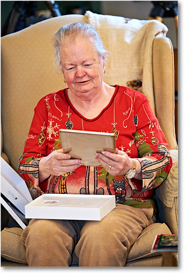 Susan_Christmas_2015_2DXB1995 copy