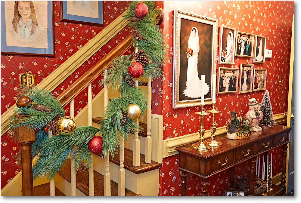 ChristmasDecor_2016Dec_5D4A0399 copy