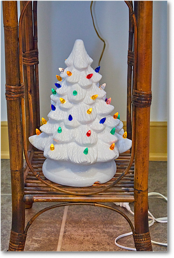 ChristmasDecor_2016Dec_5D4A0482 copy