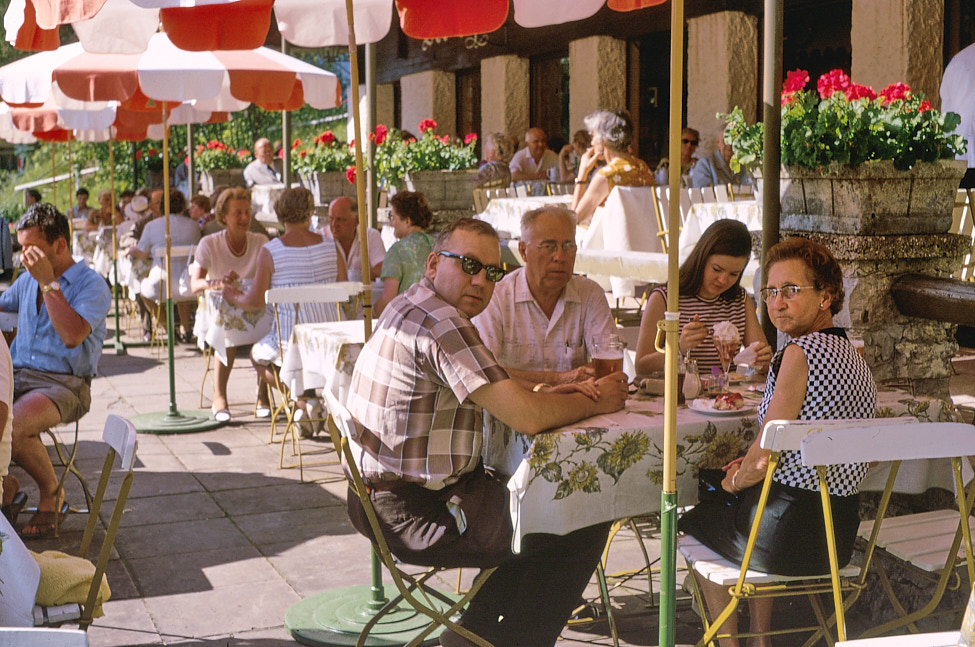 Susan_ReisserseeGer_1967Jun_SCB8-R2C4-PT-KR28