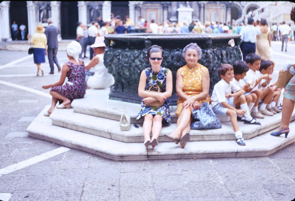 Susan_VeniceDucalPalace_1967Aug_SCB8-R2C4-PT-KR01