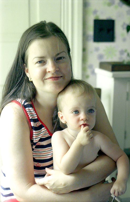 74-7 PA Susan Holding Becca