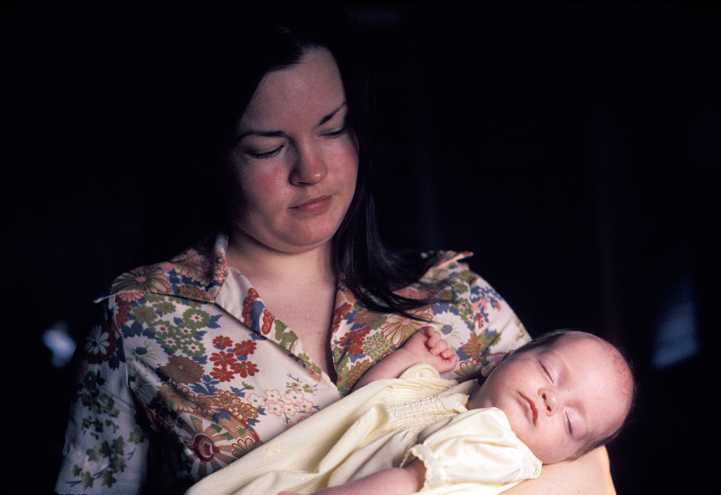 9 73-8 Susan Holding Becca