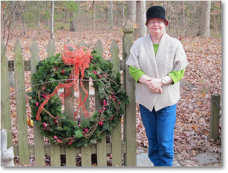 Susan&Wreath_2010ChristmasIMG_0805 copy