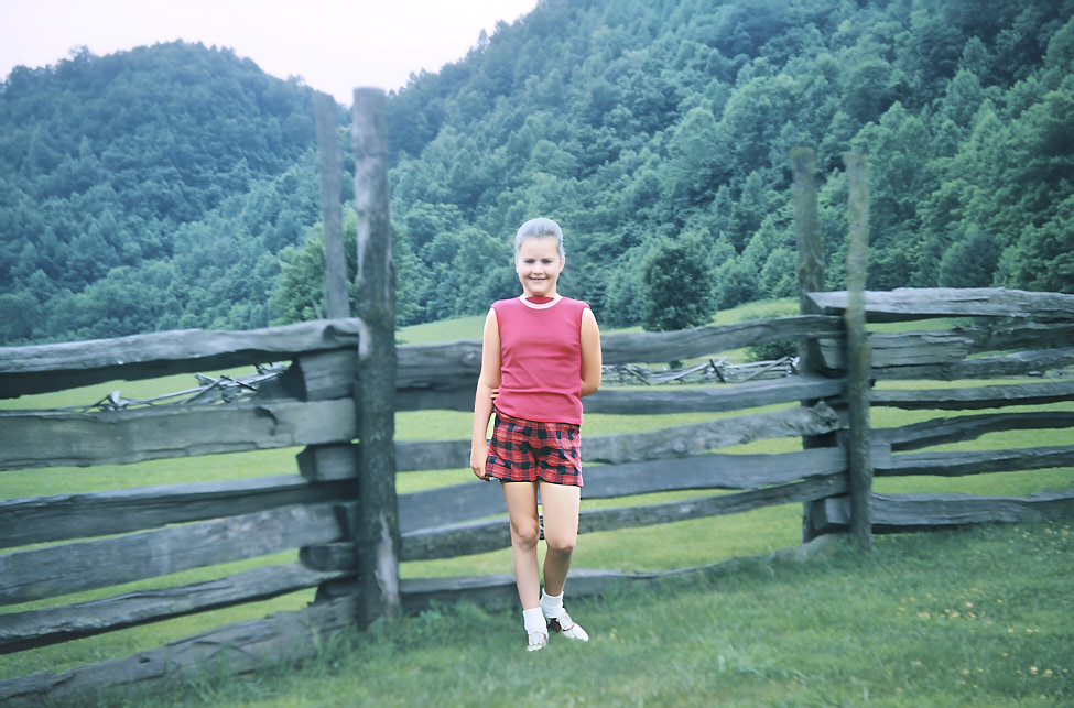 1958-07 Susan_Mountains_1958JulD_SCB8-R3C3-PT-KR03_Topaz