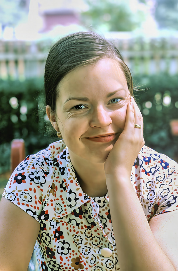 1974-08 Susan_Williamsburg_1974Aug_SCB3-R1C3-PT-KR36_Topaz