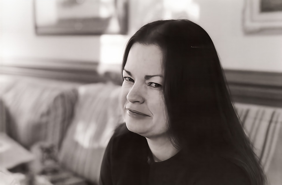 1983-12 Susan_Christmas_Hillcrest_1983_BW_1