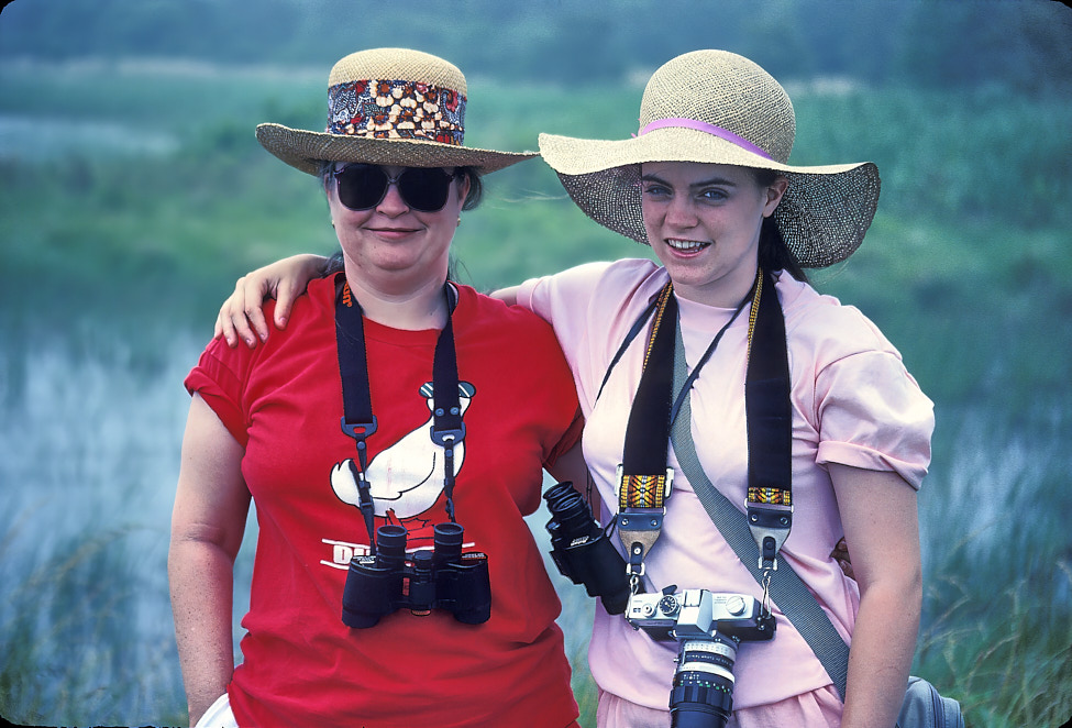 1990-06 Susan&Becca_ChincoNWR_1990Jun_CSlide_1