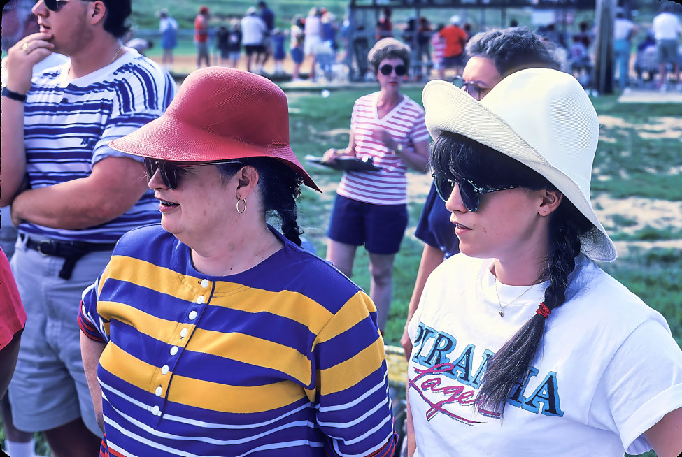 1991-07 SusanBeccaAtSoftballGame_Fredericksburg_1991Jul_CSlide_Topaz