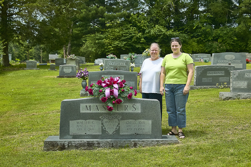 2004-06 FitzgeraldCemetery_Celina_2004Jun_1FFT5375