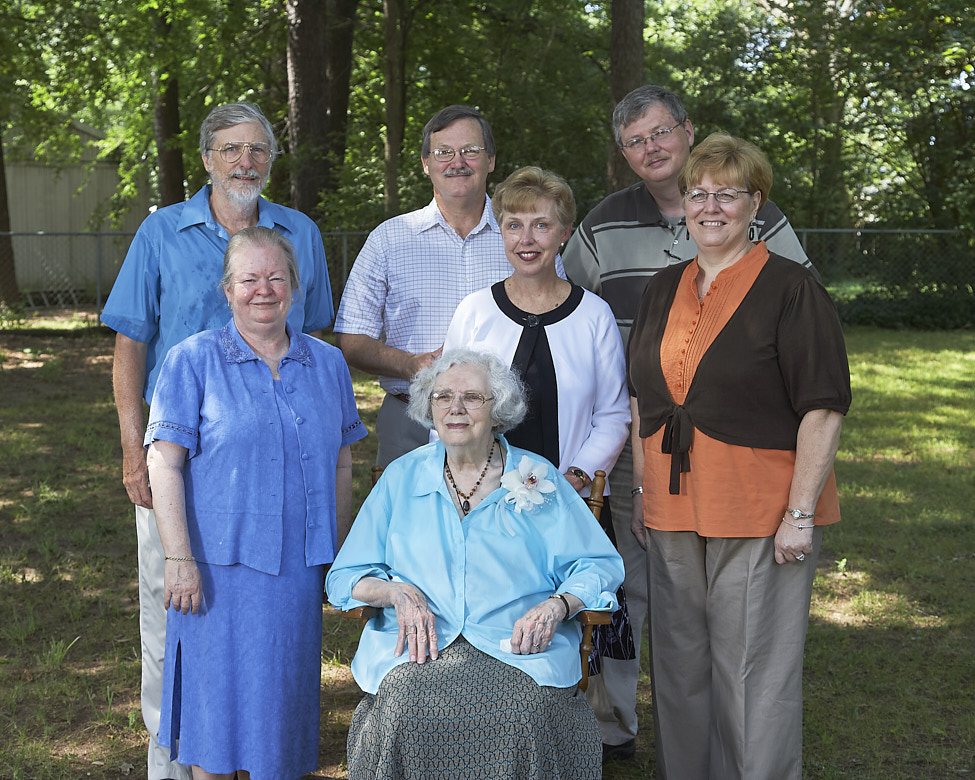2008-07 Ruth&Sons&Wives_Portraits_Ruth90th_2008Jul_E0K9173