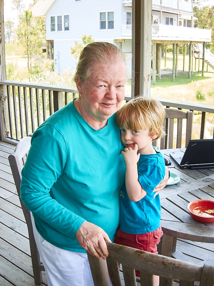 2013-06 MichaelWesley&Grandma_Chincoteague_2013Jun_IMG_2339