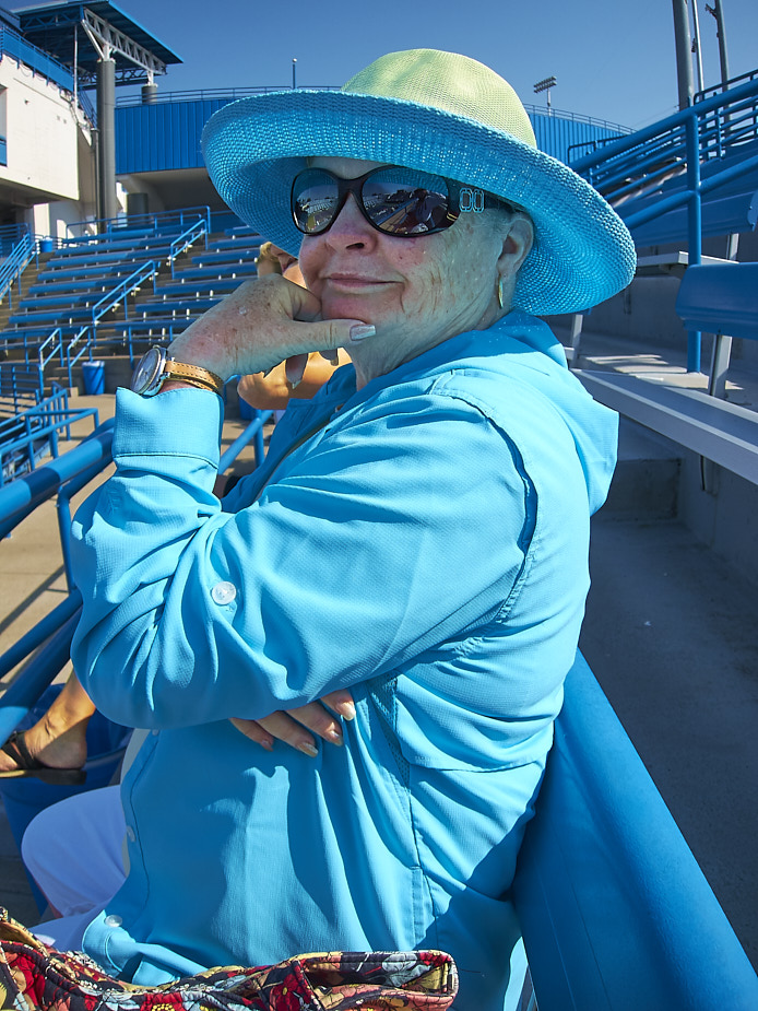 2015-08 IMG_3050_LadyBlue_Cincy2015