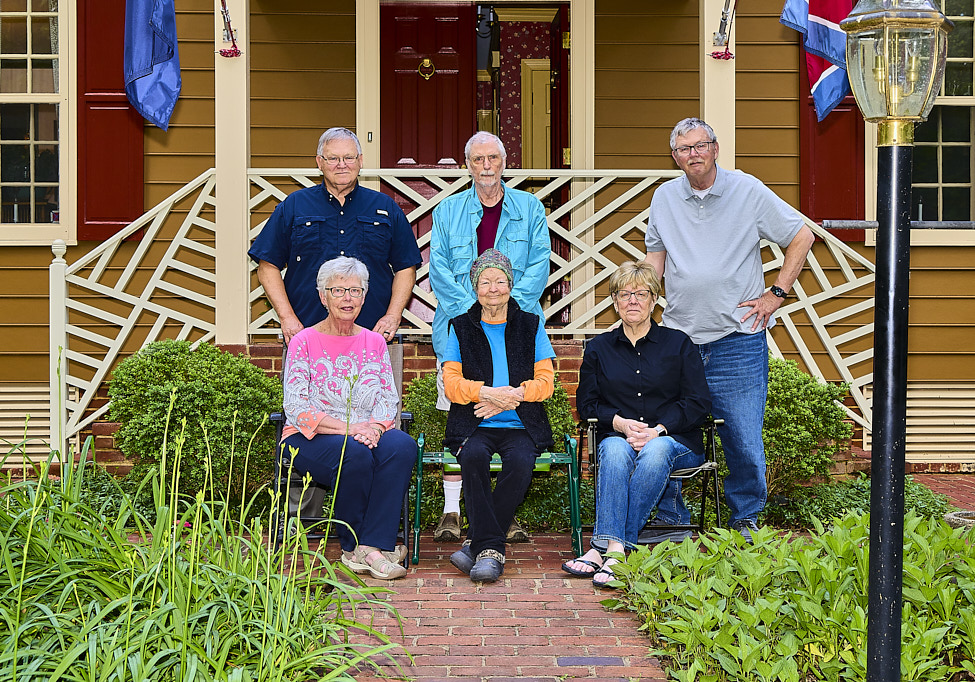 2025-05a Brothers&Wives_Fredericksburg_2025May_R5C01415