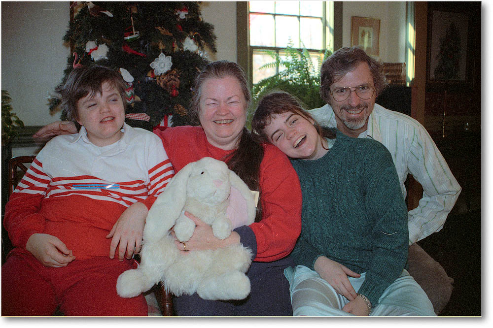 FamilyPortrait_33_Christmas1990 copy