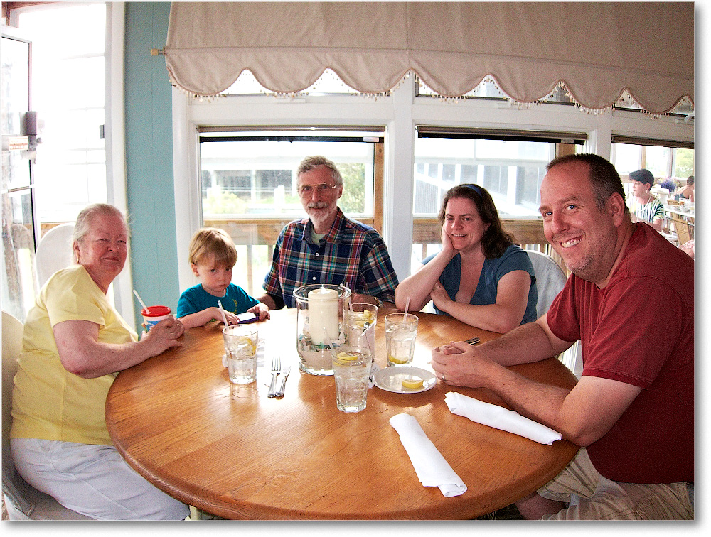 FamilyScenes-ChincoVA-2013June_IMG_2354 copy