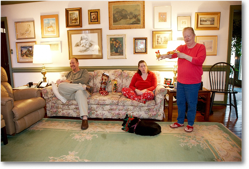 Susan_2010Christmas_S3A4382 copy