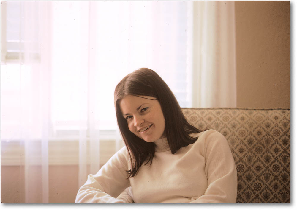 Susan_AtMemas_1970Dec_B8C11_09 copy