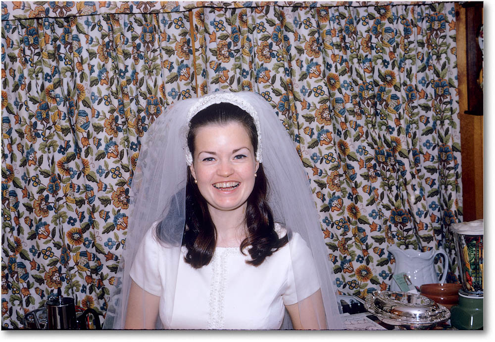 Susan_Wedding_1970Aug_C05-06 copy