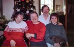 1990-12 FamilyPortrait_31_Hillcrest_Christmas1990_Topaz