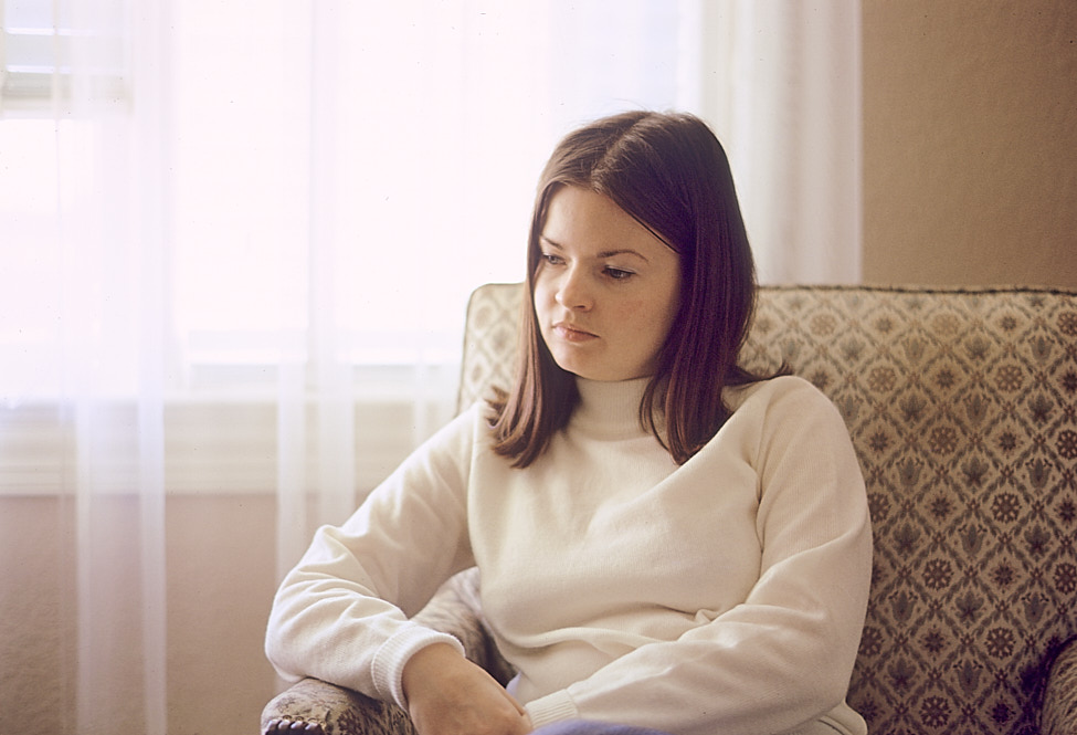 1970-12 A031 Susan_Memas_1970Dec_1C05-08