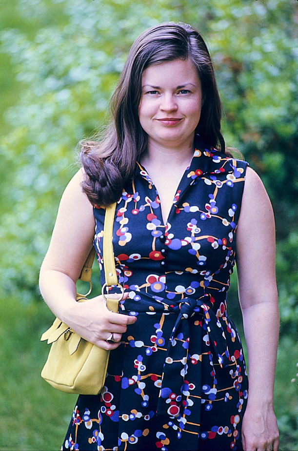 1972-06 A050 Susan_1972June_1C09_17