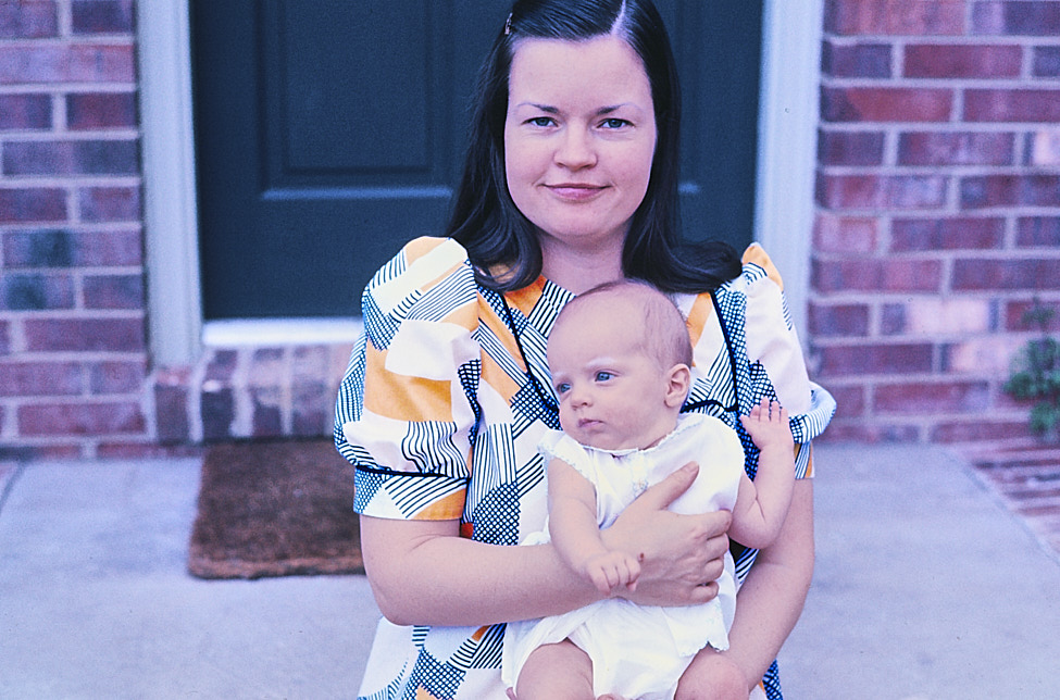 1973-09 Susan&Becca_NRandolph_1973Sep_SCB2-R2C4-PT-EK11