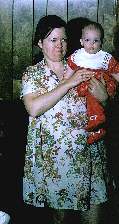 1973-12 Susan&Rebecca_Christmas_NRandolph1973Dec_SCB2-R1C2-PT-KR36