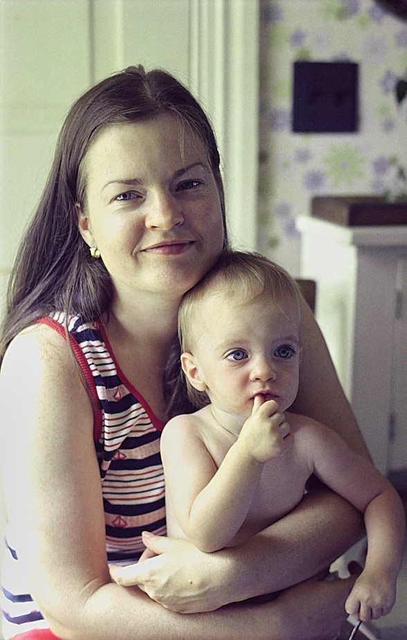 1974-07 Susan&Becca_Pennsylvania_1974Jul_CNeg