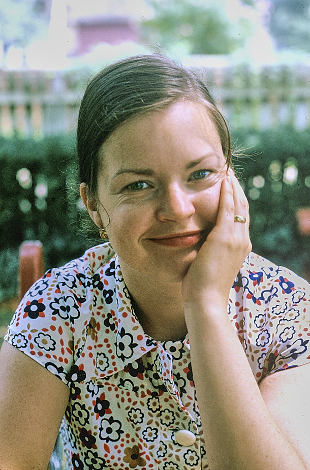 1974-08 AXXX Susan_Williamsburg_1974Aug_SCB3-R1C3-PT-KR36