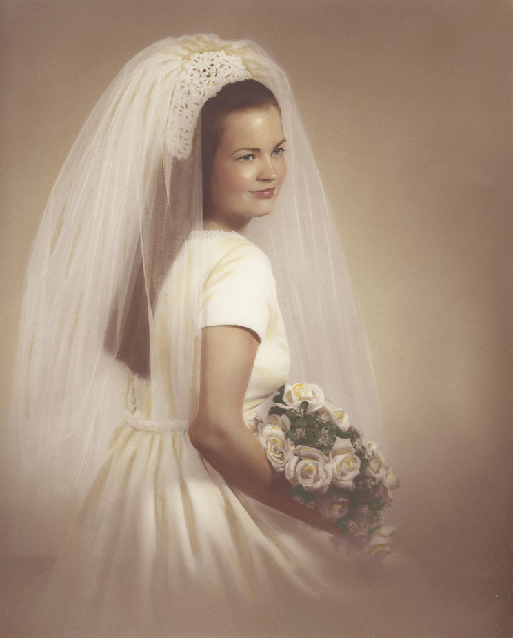 1979-08 Susan Bridal Photo Scan (Colony) RGB Kindle