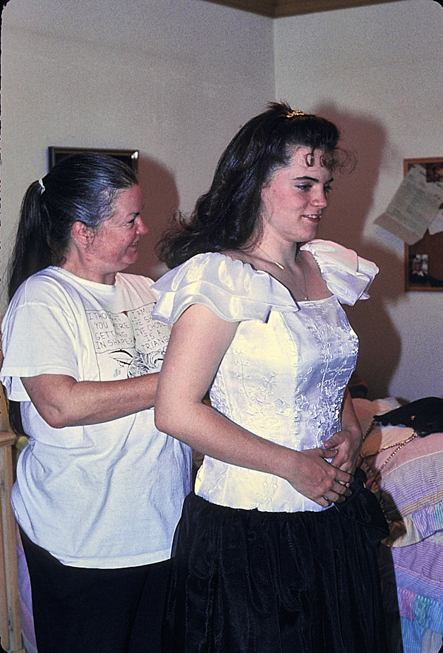 1990-03 Becca&Susan_Prom_Hillcrest_1990Mar_CSlide