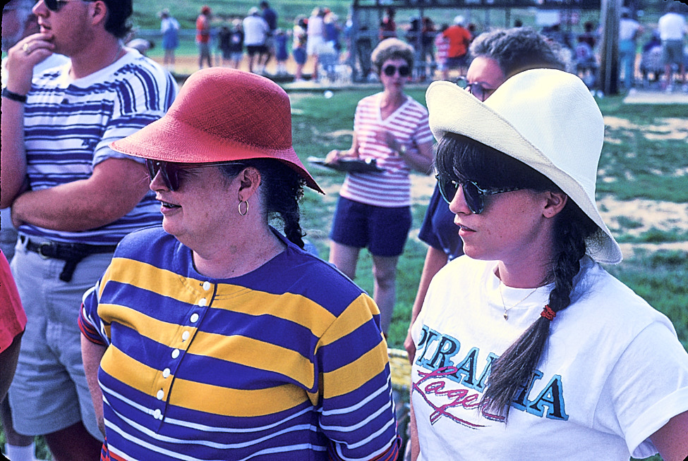 1991-07 SusanBeccaAtSoftballGame_Fredericksburg_1991Jul_CSlide