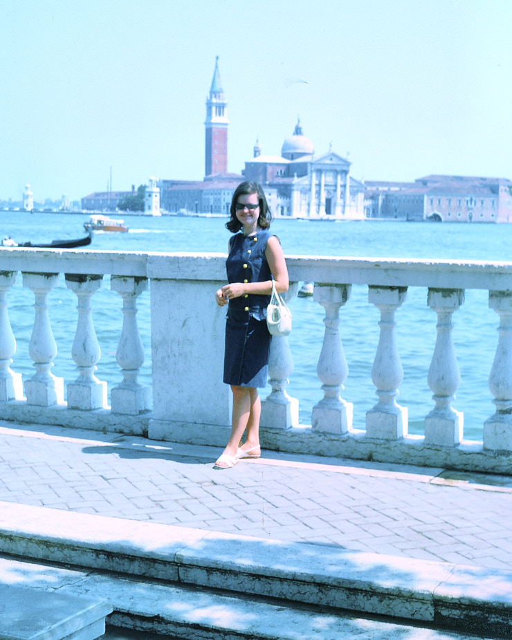 Susan_Venice_1966Aug_SCB8-R2C4-PT-KR02_1