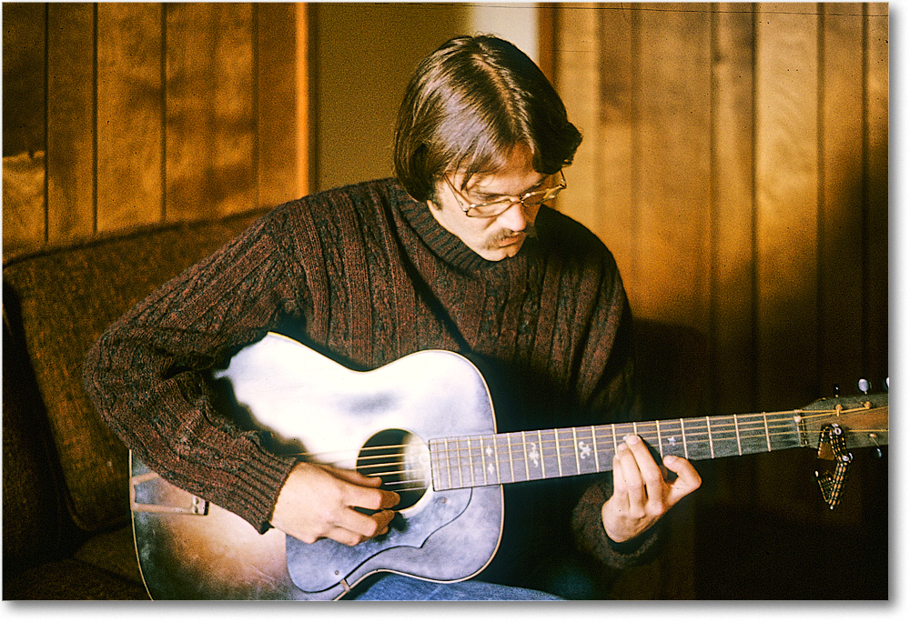 A223 RonGuitar_NoRandolph_1975May_3C07_02 copy