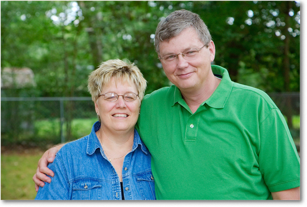 Andy-&-Carolyn-Close-E0K1405