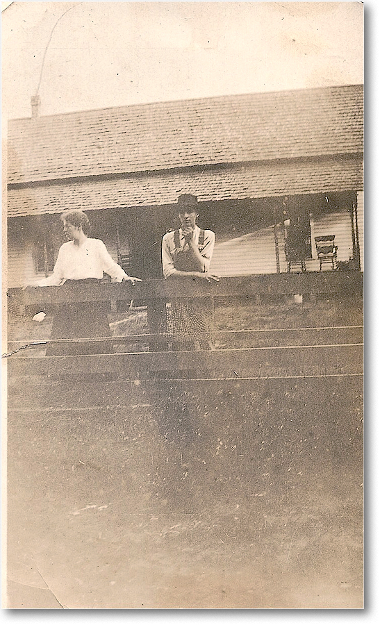 1916ca Jessie and Frank Flake before children copy