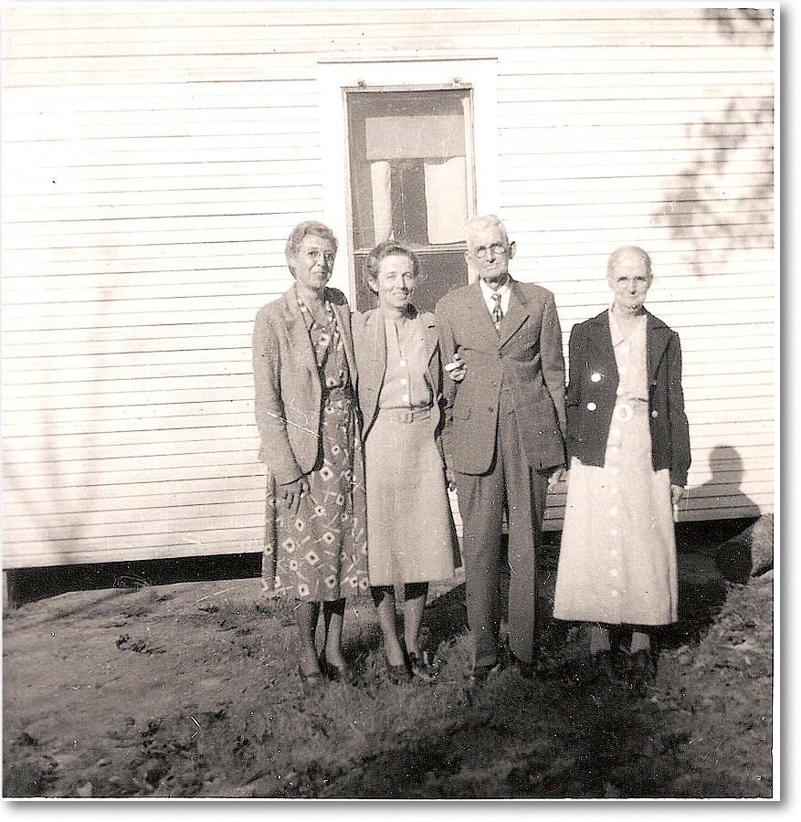 1946 Jessie,Lora, Lewis Rosa Lee, Farm,Clarksburg,TN copy