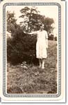 1929-07-Aunt Hessie, Frank Flake's sister copy